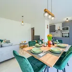 Nikola's Nest Apartman