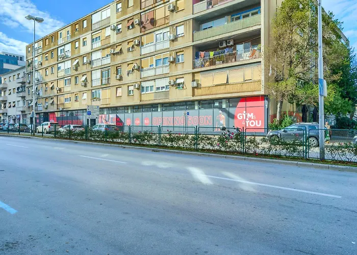 Nikola's Nest شقة