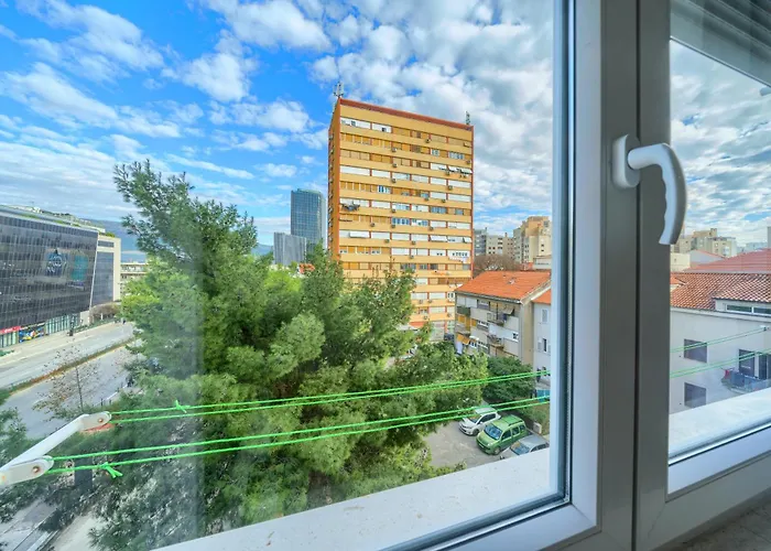 Nikola's Nest شقة